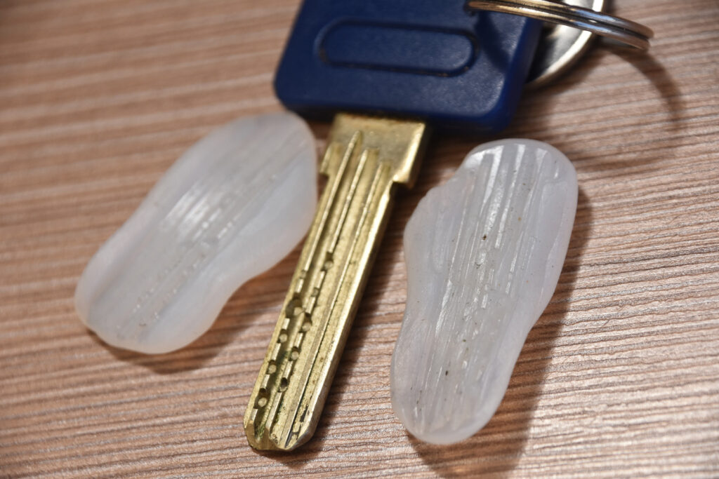 spare keys 